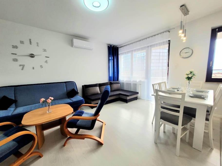 Apartment Sophie 3 Rooms, 2 Bathrooms, 8 Persons Krakow Exterior photo